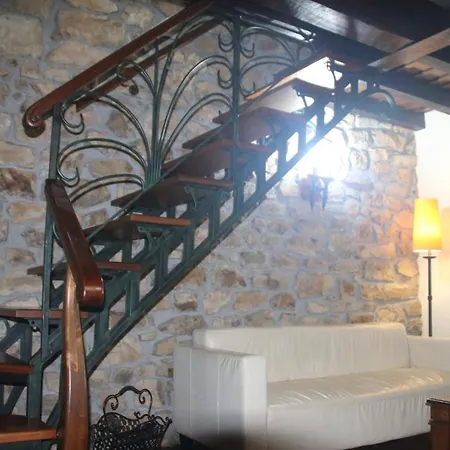 Apartamentos Colsa Apartment